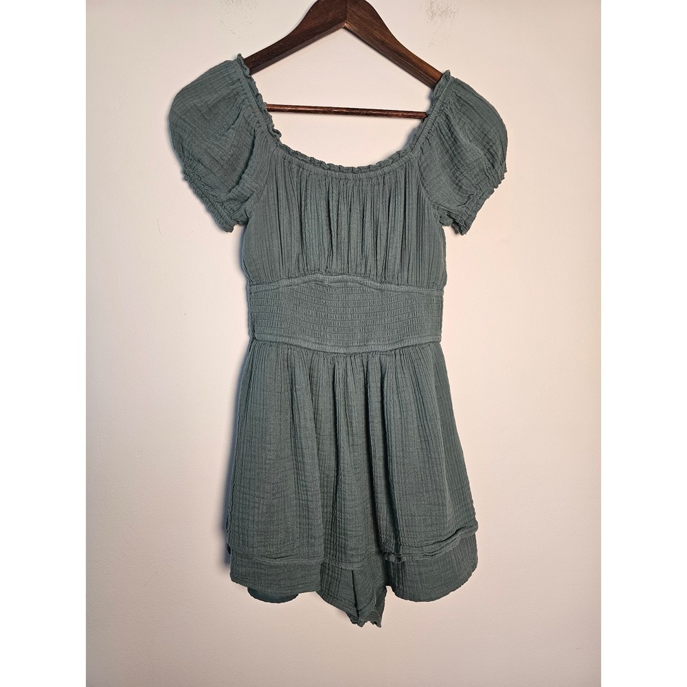 Cottagecore Hollister Gauze Romper Womens Small Sage Green Smocked Puff Sleeve